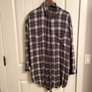 Checkered shirt size m goes perfect with legging